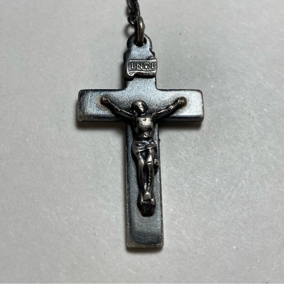 Vintage Sterling Pocket Rosary - Picture 2 of 10